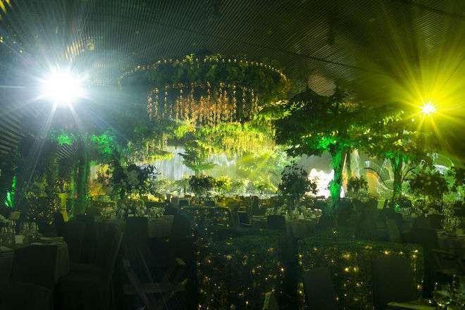 Không gian tiệc cưới đẹp như mơ của dàn sao Vbiz 2019