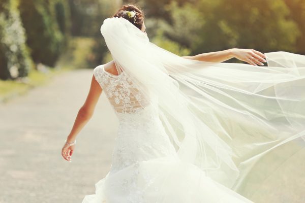 cô dâu cần mua sắm gì trước ngày cưới