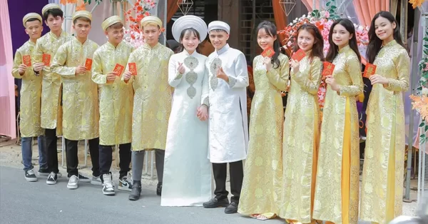 trang phục cưới truyền thống