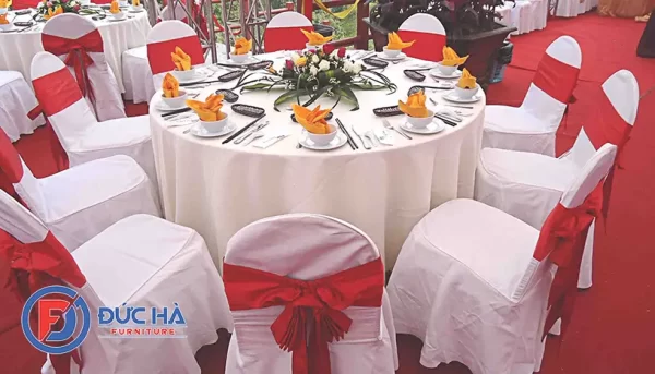 Bàn ghế tiệc cưới tại Hải phòng